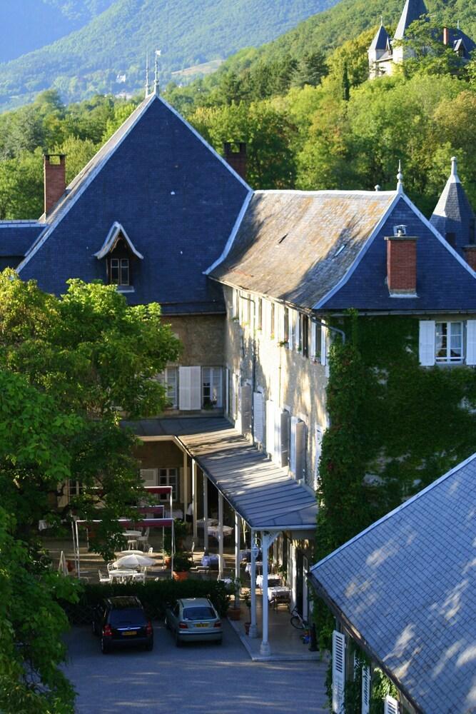 Chateau Des Comtes De Challes المظهر الخارجي الصورة