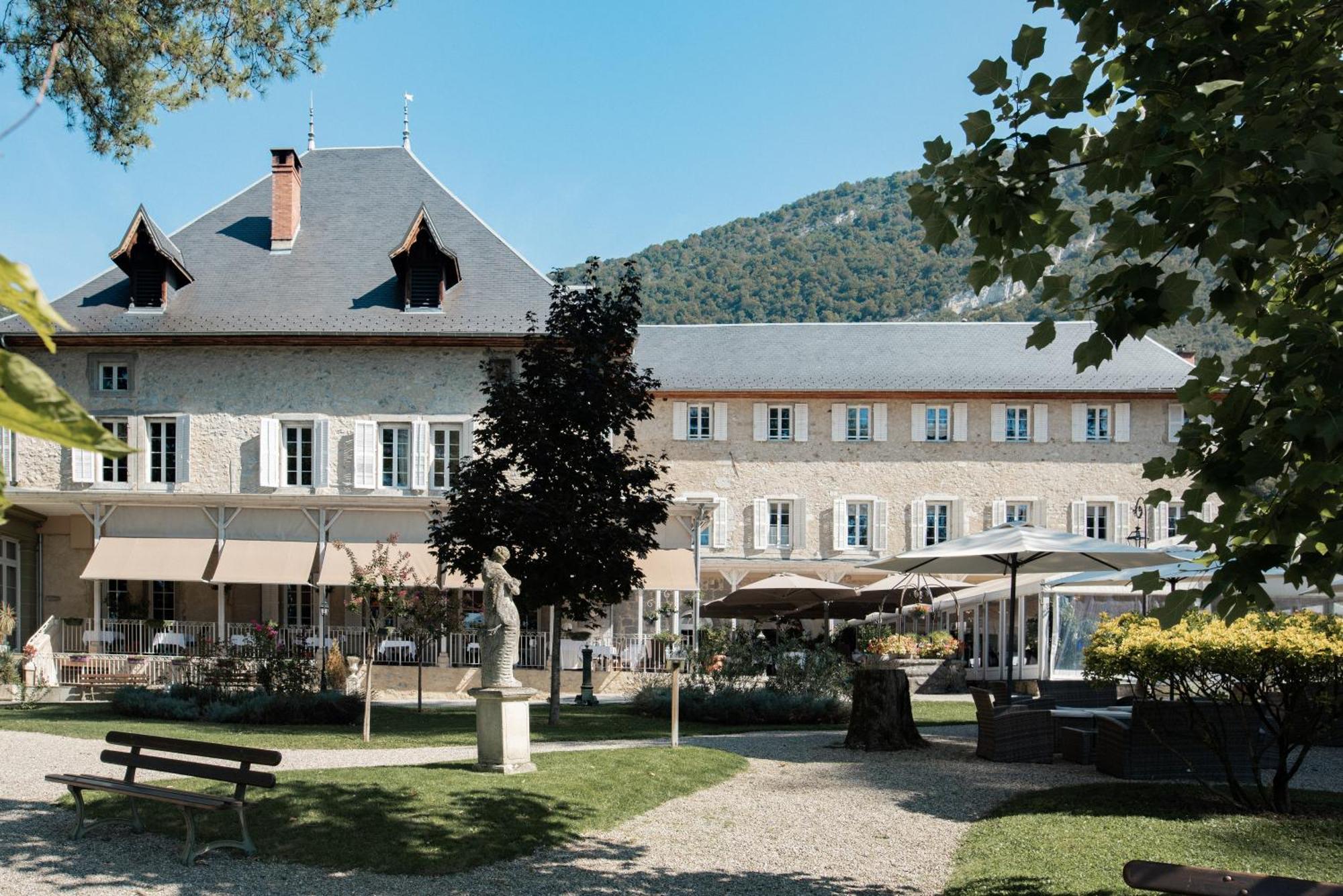 Chateau Des Comtes De Challes المظهر الخارجي الصورة