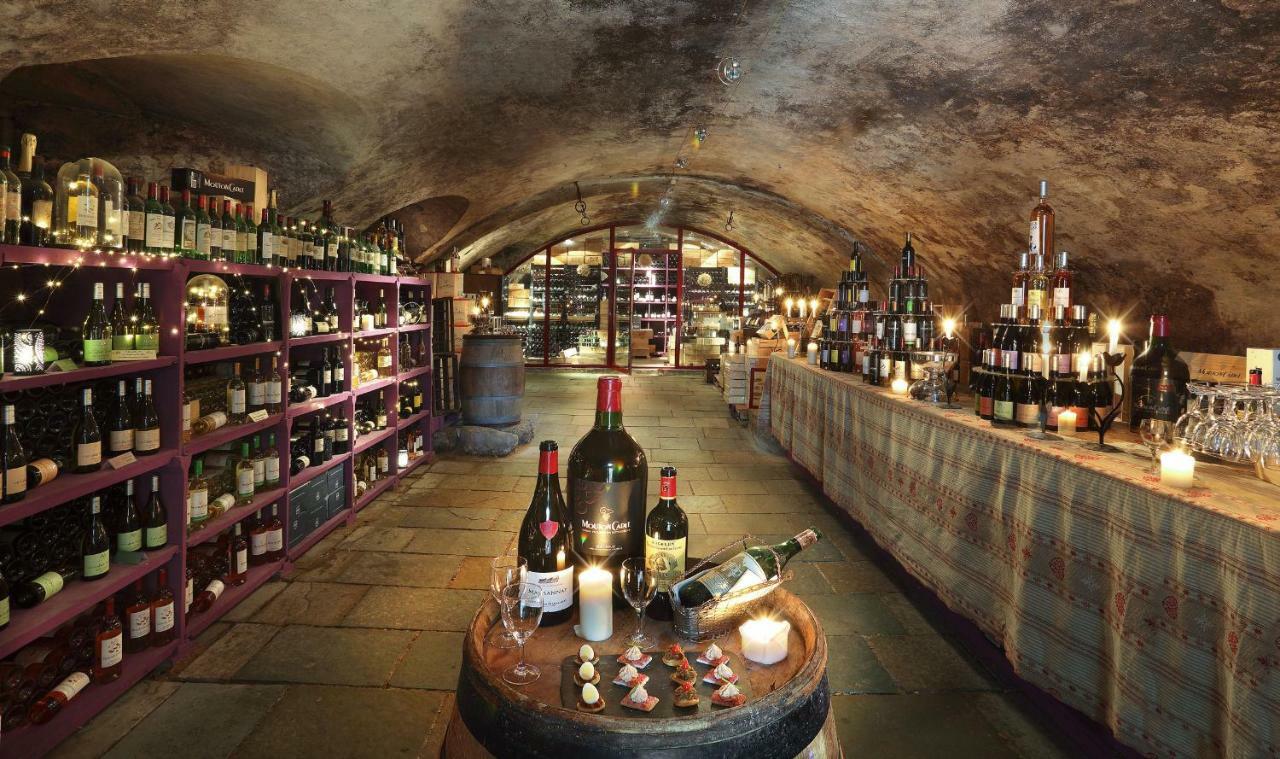 Chateau Des Comtes De Challes المظهر الخارجي الصورة